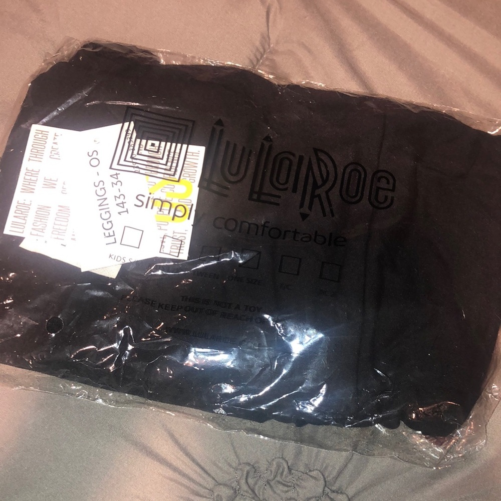 lularoe leggings!